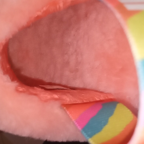 Ugg slides - Picture 2 of 4